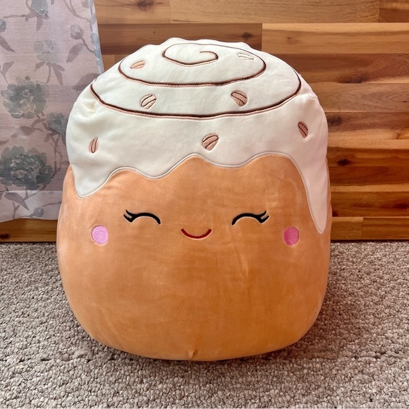 NWOT ๐ฅ 16" Chanel the Pastry Squishmallow - Picture 2 of 5